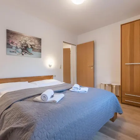 Alpenchalets-5 By Interhome 滨湖采尔